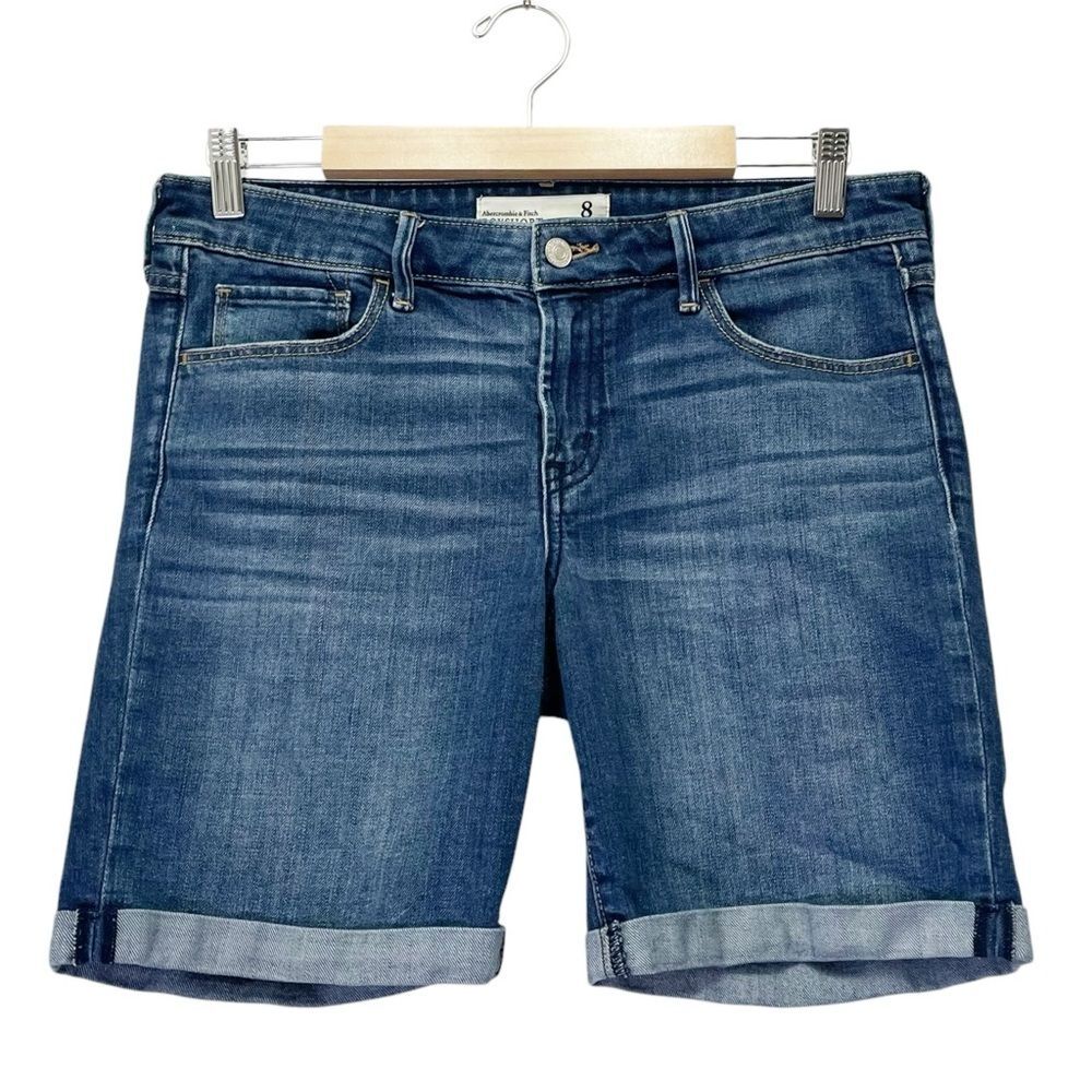 Abercrombie & Fitch Women’s Boyshort Denim Jean Shorts Size 8 Cuffed Medium Wash